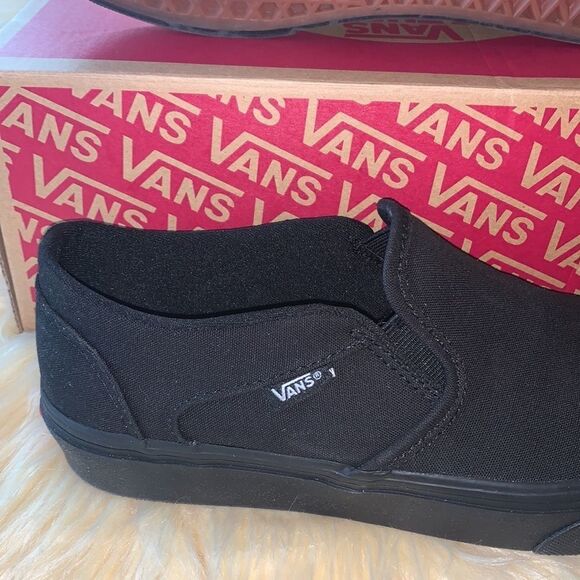 WOMEN VANS BLACK CANVAS SHOES - Picture 3 of 12